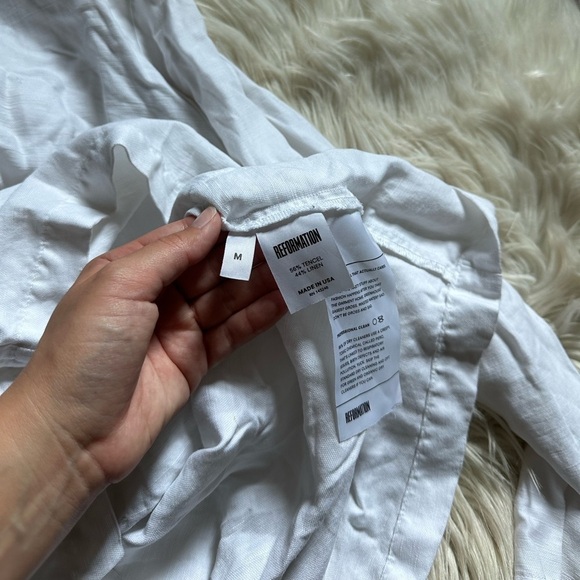 REFORMATION Caftan Shift Dress In White - Picture 7 of 7